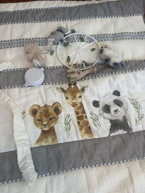 Levtex Baby Neutral Waffle Weave Quilt in White and Gray